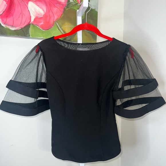 Gracia Black Mesh Bell Sleeve Blouse Size Small - Picture 2 of 10